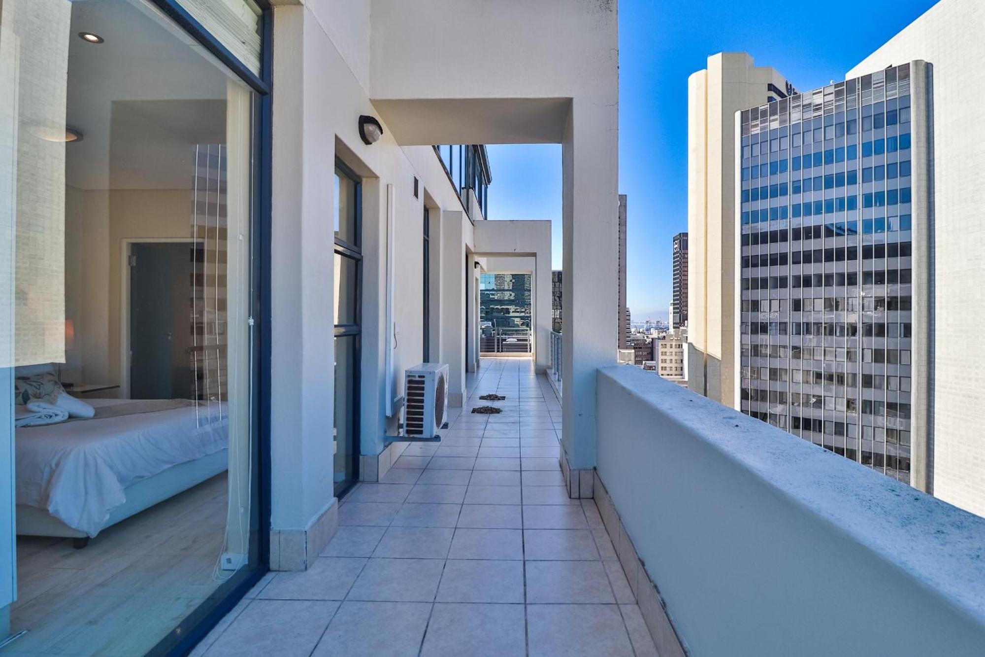 The Decks 1206 By Ctha Apartment Cape Town